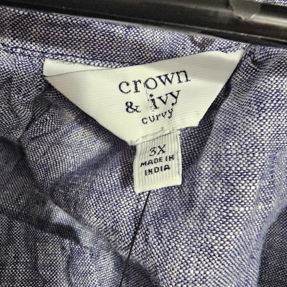 Crown and Ivy wonderful top - Picture 3 of 4